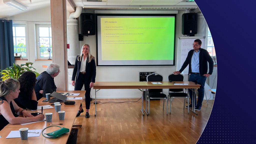 Liv Olsson and Vincent Collard making a presentation